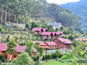 Khu nghỉ dưỡng lân cận Làng Nghỉ Dưỡng Chân Đèo Prenn